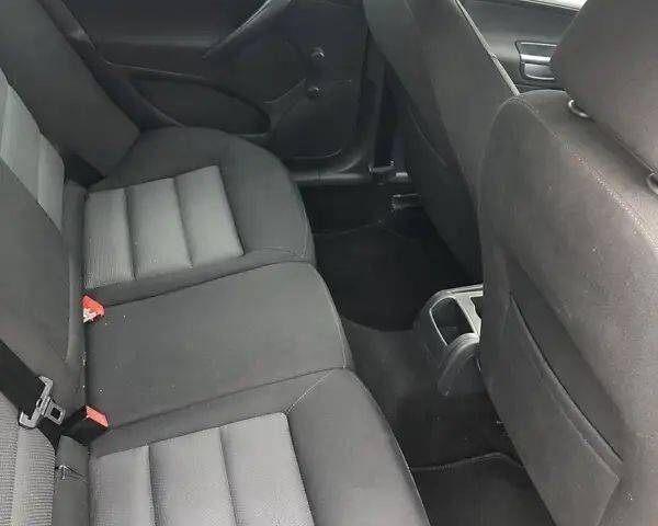 Черный Шкода Октавия, объемом двигателя 1.6 л и пробегом 0 тыс. км за 5700 $, фото 1 на Automoto.ua