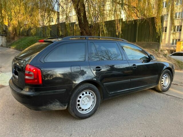 Чорний Шкода Октавія, об'ємом двигуна 0 л та пробігом 260 тис. км за 2900 $, фото 1 на Automoto.ua