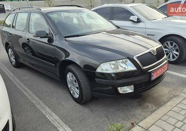Чорний Шкода Октавія, об'ємом двигуна 1.6 л та пробігом 212 тис. км за 5700 $, фото 1 на Automoto.ua