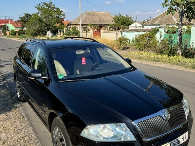 Чорний Шкода Октавія, об'ємом двигуна 1.6 л та пробігом 240 тис. км за 6022 $, фото 1 на Automoto.ua