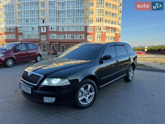 Чорний Шкода Октавія, об'ємом двигуна 1.97 л та пробігом 308 тис. км за 5400 $, фото 1 на Automoto.ua