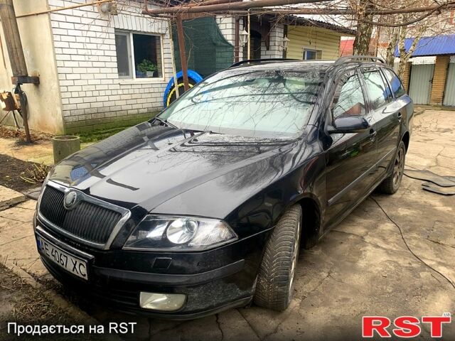 Черный Шкода Октавия, объемом двигателя 1.9 л и пробегом 366 тыс. км за 5600 $, фото 1 на Automoto.ua