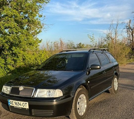 Чорний Шкода Октавія, об'ємом двигуна 1.6 л та пробігом 276 тис. км за 4700 $, фото 1 на Automoto.ua