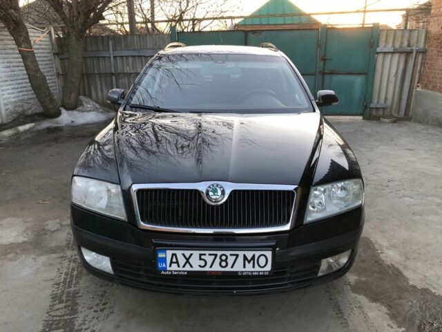Черный Шкода Октавия, объемом двигателя 2 л и пробегом 288 тыс. км за 4000 $, фото 1 на Automoto.ua