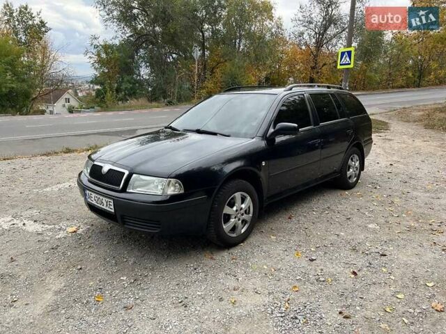 Черный Шкода Октавия, объемом двигателя 1.6 л и пробегом 270 тыс. км за 5800 $, фото 1 на Automoto.ua