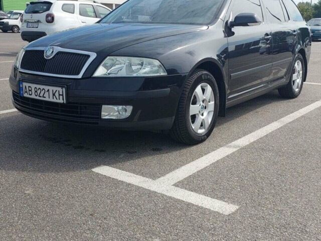 Чорний Шкода Октавія, об'ємом двигуна 1.6 л та пробігом 211 тис. км за 5900 $, фото 1 на Automoto.ua