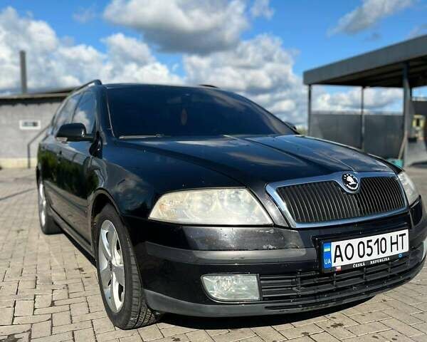 Черный Шкода Октавия, объемом двигателя 2 л и пробегом 339 тыс. км за 4800 $, фото 1 на Automoto.ua