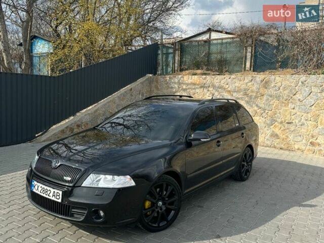 Черный Шкода Октавия, объемом двигателя 2 л и пробегом 252 тыс. км за 7500 $, фото 1 на Automoto.ua