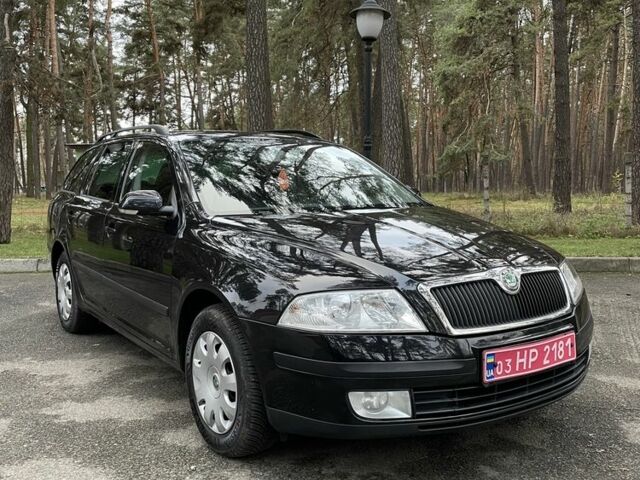 Черный Шкода Октавия, объемом двигателя 1.8 л и пробегом 189 тыс. км за 6400 $, фото 1 на Automoto.ua