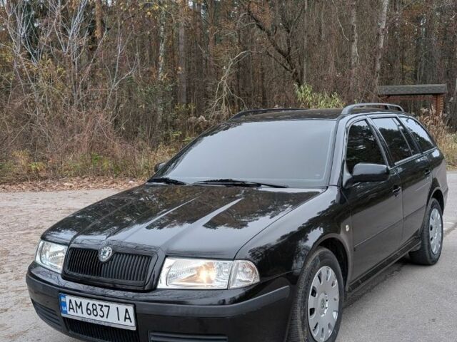 Черный Шкода Октавия, объемом двигателя 1.6 л и пробегом 144 тыс. км за 6500 $, фото 1 на Automoto.ua