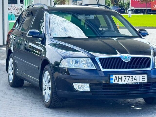 Черный Шкода Октавия, объемом двигателя 1.6 л и пробегом 153 тыс. км за 6450 $, фото 1 на Automoto.ua