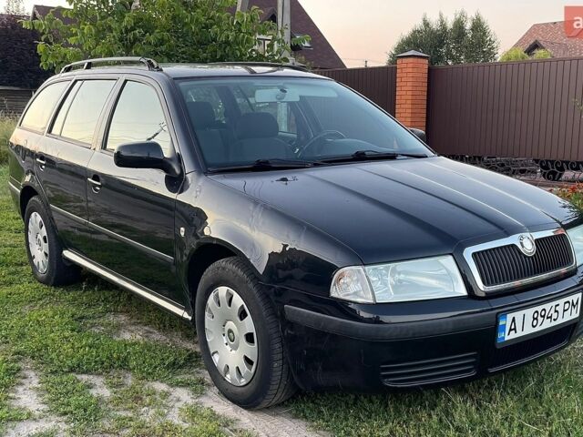 Чорний Шкода Октавія, об'ємом двигуна 1.6 л та пробігом 208 тис. км за 3750 $, фото 1 на Automoto.ua