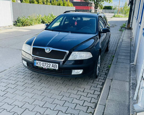 Черный Шкода Октавия, объемом двигателя 2 л и пробегом 276 тыс. км за 6800 $, фото 1 на Automoto.ua