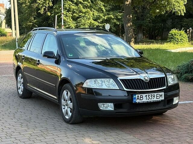 Чорний Шкода Октавія, об'ємом двигуна 1.6 л та пробігом 220 тис. км за 6500 $, фото 1 на Automoto.ua