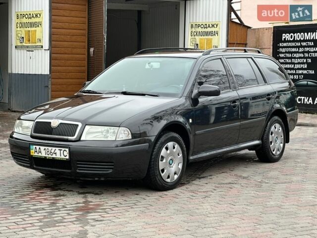 Черный Шкода Октавия, объемом двигателя 1.6 л и пробегом 298 тыс. км за 5200 $, фото 1 на Automoto.ua
