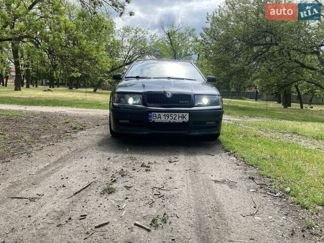 Черный Шкода Октавия, объемом двигателя 1.8 л и пробегом 285 тыс. км за 4508 $, фото 1 на Automoto.ua