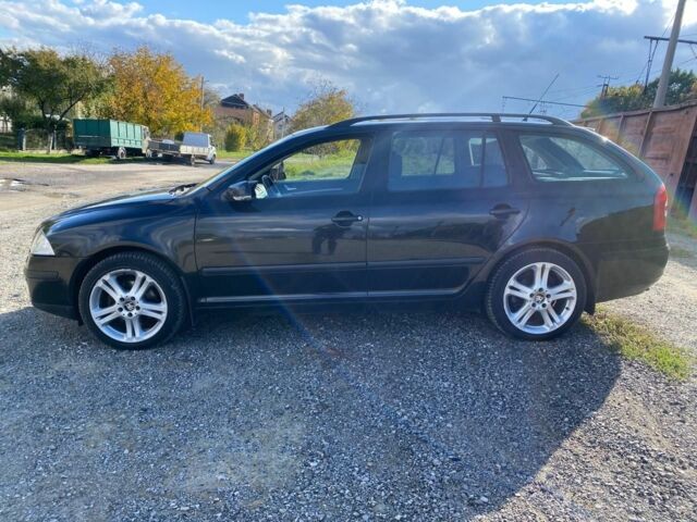 Черный Шкода Октавия, объемом двигателя 1.9 л и пробегом 333 тыс. км за 3300 $, фото 1 на Automoto.ua