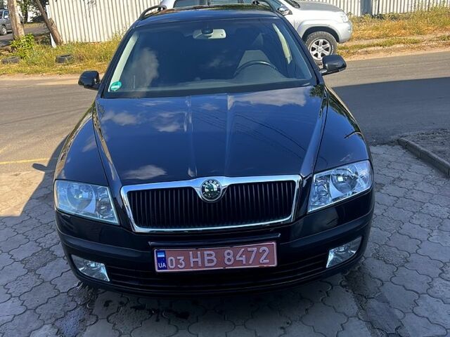 Чорний Шкода Октавія, об'ємом двигуна 2 л та пробігом 230 тис. км за 6600 $, фото 1 на Automoto.ua