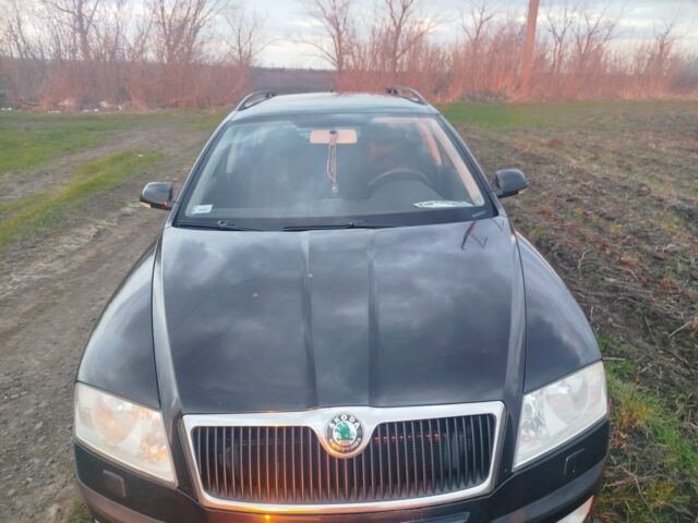 Черный Шкода Октавия, объемом двигателя 0 л и пробегом 359 тыс. км за 4000 $, фото 1 на Automoto.ua