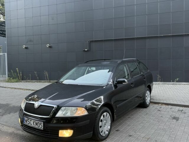 Черный Шкода Октавия, объемом двигателя 1.9 л и пробегом 300 тыс. км за 3250 $, фото 1 на Automoto.ua