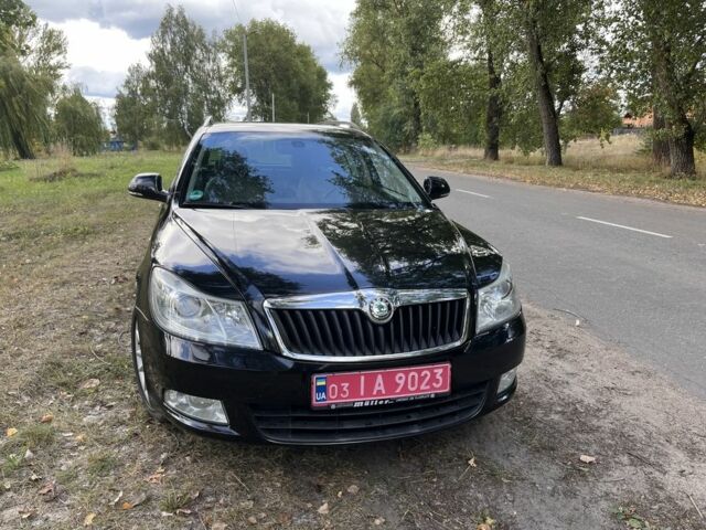 Черный Шкода Октавия, объемом двигателя 1.8 л и пробегом 229 тыс. км за 8484 $, фото 1 на Automoto.ua
