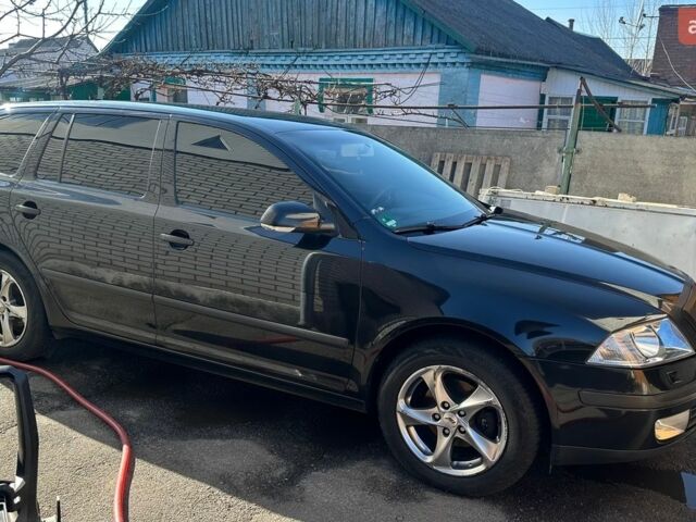 Черный Шкода Октавия, объемом двигателя 1.9 л и пробегом 255 тыс. км за 8200 $, фото 1 на Automoto.ua
