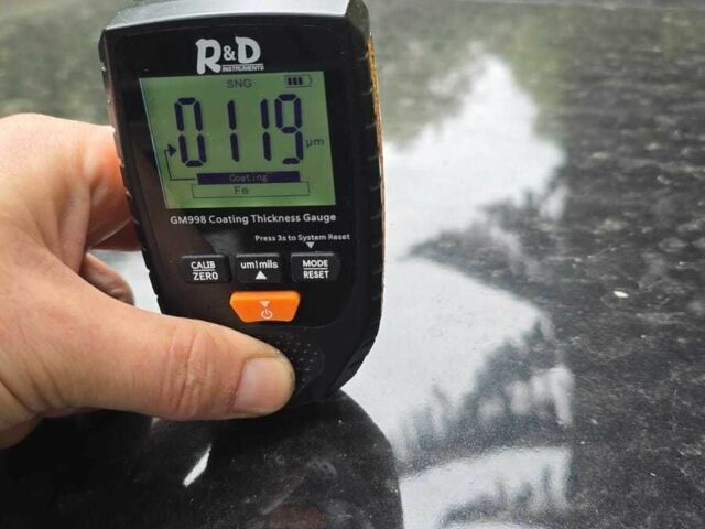 Черный Шкода Октавия, объемом двигателя 1.6 л и пробегом 238 тыс. км за 5500 $, фото 1 на Automoto.ua