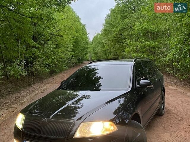 Черный Шкода Октавия, объемом двигателя 1.6 л и пробегом 264 тыс. км за 5800 $, фото 1 на Automoto.ua