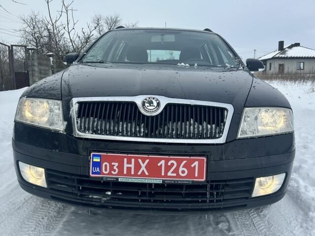 Черный Шкода Октавия, объемом двигателя 1.6 л и пробегом 229 тыс. км за 5750 $, фото 1 на Automoto.ua