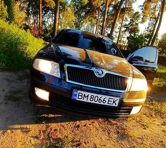 Чорний Шкода Октавія, об'ємом двигуна 1.6 л та пробігом 255 тис. км за 8700 $, фото 1 на Automoto.ua
