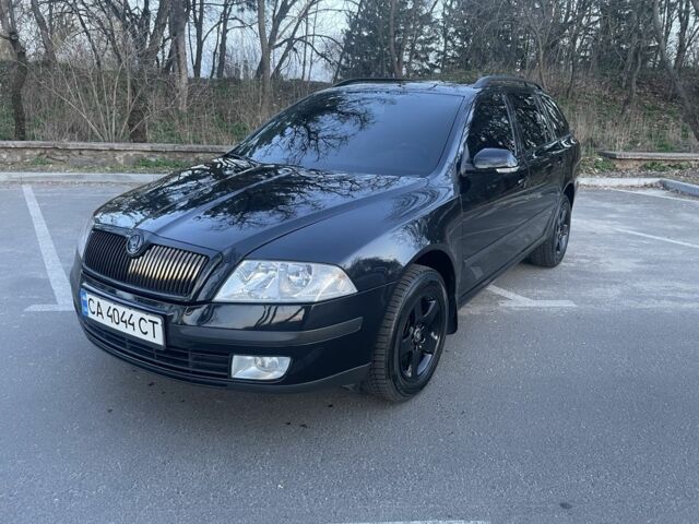 Чорний Шкода Октавія, об'ємом двигуна 1.6 л та пробігом 186 тис. км за 6700 $, фото 1 на Automoto.ua