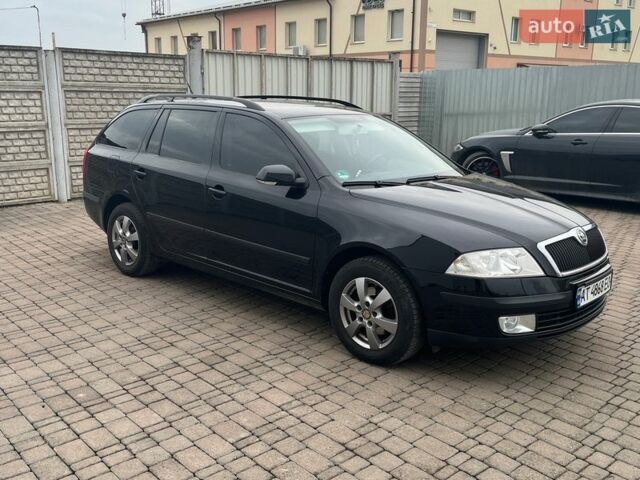 Черный Шкода Октавия, объемом двигателя 1.6 л и пробегом 213 тыс. км за 6900 $, фото 1 на Automoto.ua