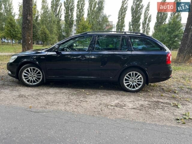 Черный Шкода Октавия, объемом двигателя 1.8 л и пробегом 225 тыс. км за 8500 $, фото 1 на Automoto.ua