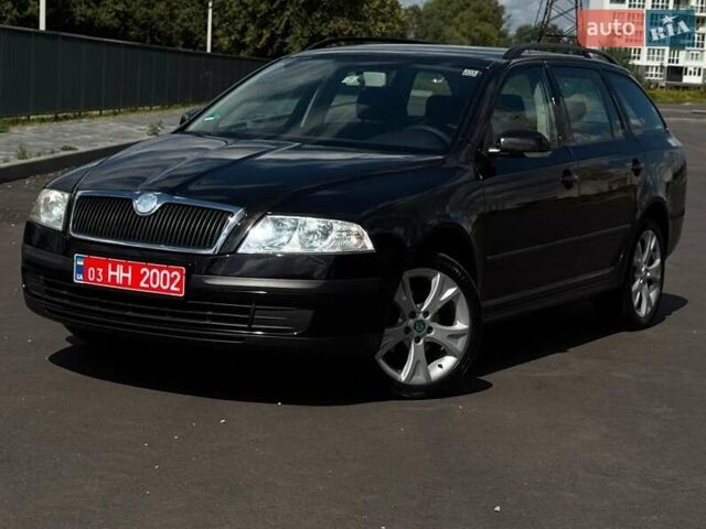 Черный Шкода Октавия, объемом двигателя 1.6 л и пробегом 201 тыс. км за 6900 $, фото 1 на Automoto.ua