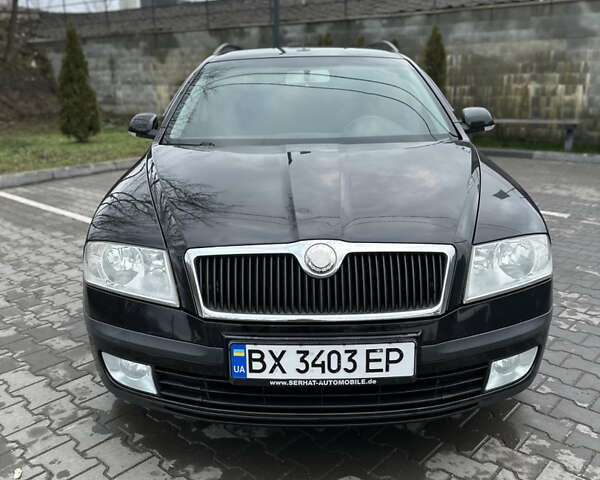 Черный Шкода Октавия, объемом двигателя 1.8 л и пробегом 233 тыс. км за 5600 $, фото 1 на Automoto.ua