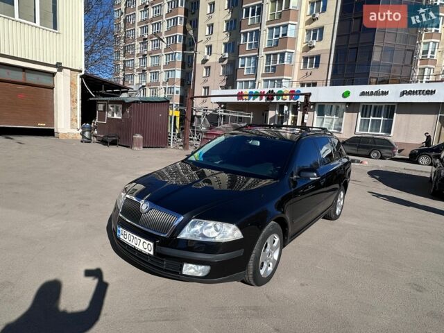 Чорний Шкода Октавія, об'ємом двигуна 1.82 л та пробігом 222 тис. км за 5600 $, фото 1 на Automoto.ua