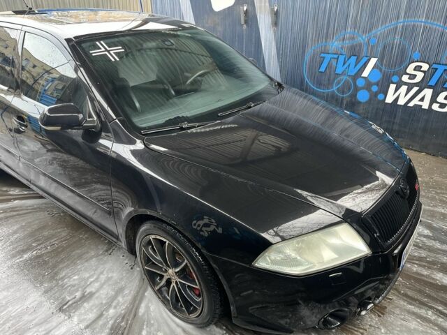 Чорний Шкода Октавія, об'ємом двигуна 2 л та пробігом 300 тис. км за 3200 $, фото 1 на Automoto.ua