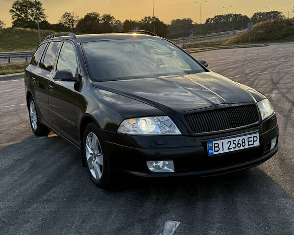 Чорний Шкода Октавія, об'ємом двигуна 1.8 л та пробігом 266 тис. км за 6800 $, фото 1 на Automoto.ua
