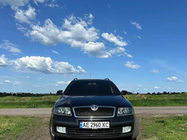 Чорний Шкода Октавія, об'ємом двигуна 1.8 л та пробігом 225 тис. км за 6000 $, фото 1 на Automoto.ua
