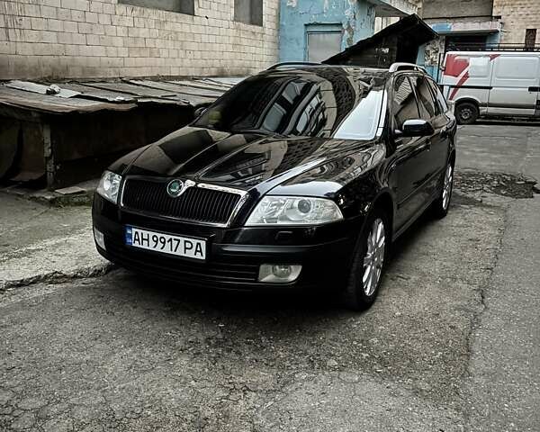 Черный Шкода Октавия, объемом двигателя 2 л и пробегом 278 тыс. км за 7700 $, фото 1 на Automoto.ua