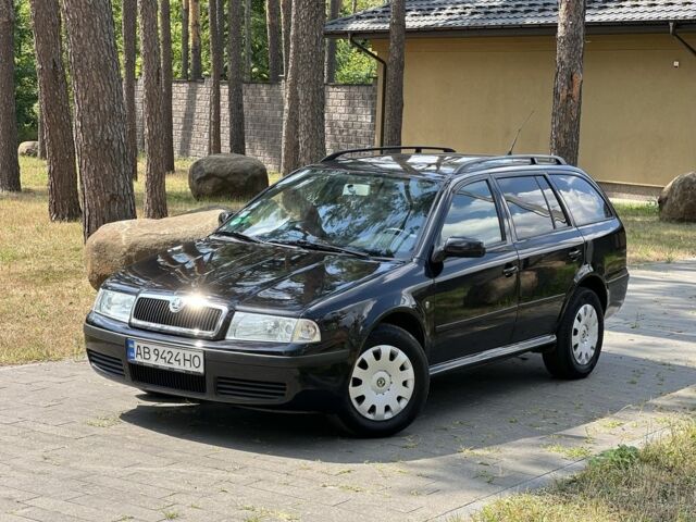 Чорний Шкода Октавія, об'ємом двигуна 1.6 л та пробігом 241 тис. км за 5727 $, фото 1 на Automoto.ua