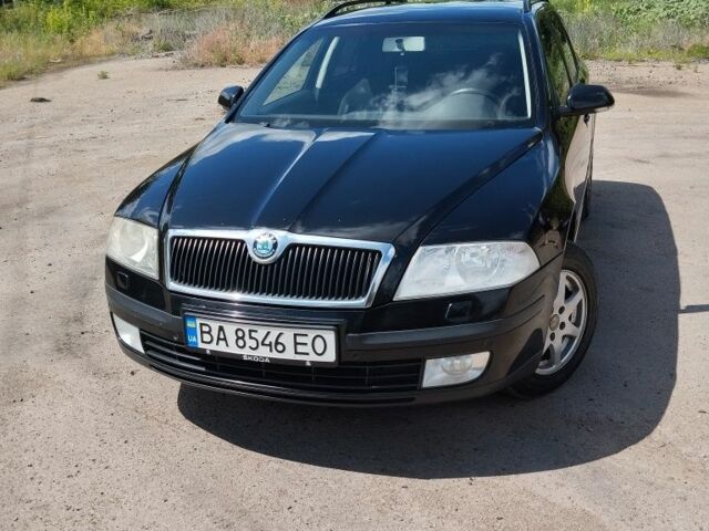 Чорний Шкода Октавія, об'ємом двигуна 2 л та пробігом 231 тис. км за 6700 $, фото 1 на Automoto.ua