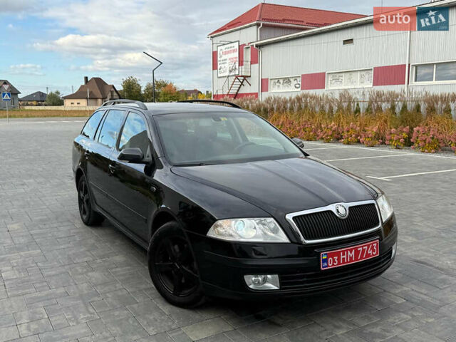 Черный Шкода Октавия, объемом двигателя 1.8 л и пробегом 193 тыс. км за 6800 $, фото 1 на Automoto.ua