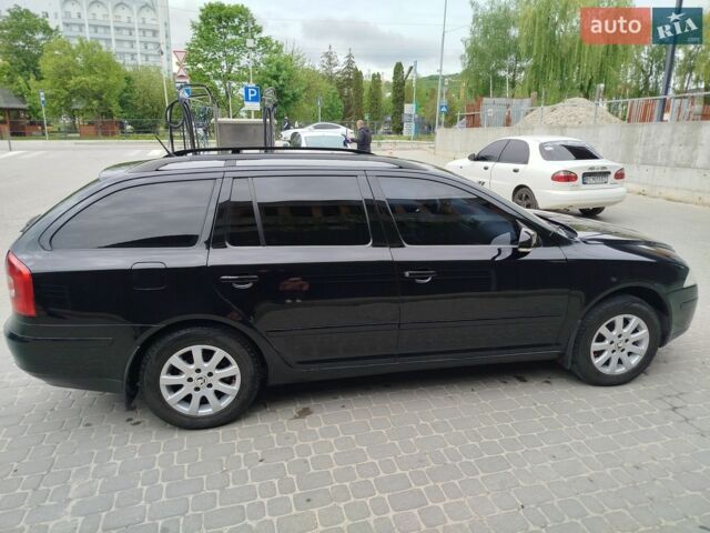 Черный Шкода Октавия, объемом двигателя 1.6 л и пробегом 270 тыс. км за 5500 $, фото 1 на Automoto.ua