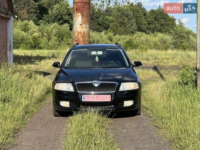 Черный Шкода Октавия, объемом двигателя 1.8 л и пробегом 202 тыс. км за 6550 $, фото 1 на Automoto.ua