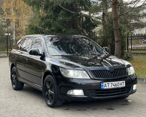 Черный Шкода Октавия, объемом двигателя 1.6 л и пробегом 230 тыс. км за 6800 $, фото 1 на Automoto.ua