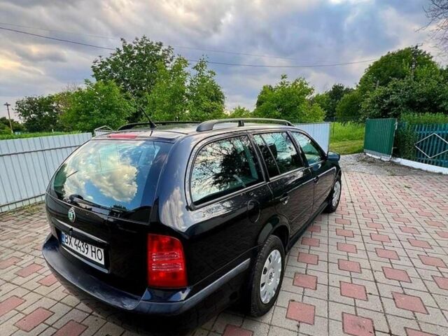 Черный Шкода Октавия, объемом двигателя 1.6 л и пробегом 182 тыс. км за 6000 $, фото 1 на Automoto.ua