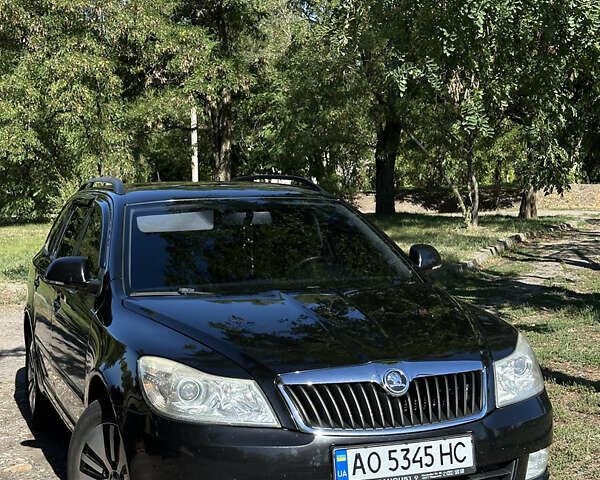 Черный Шкода Октавия, объемом двигателя 1.39 л и пробегом 250 тыс. км за 7900 $, фото 1 на Automoto.ua