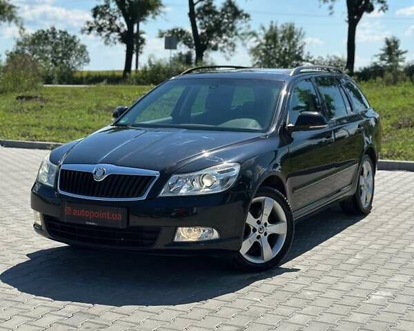 Черный Шкода Октавия, объемом двигателя 1.8 л и пробегом 250 тыс. км за 8300 $, фото 1 на Automoto.ua
