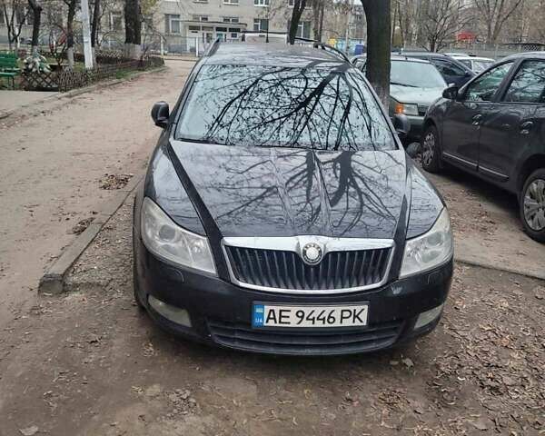 Чорний Шкода Октавія, об'ємом двигуна 1.8 л та пробігом 250 тис. км за 7500 $, фото 1 на Automoto.ua